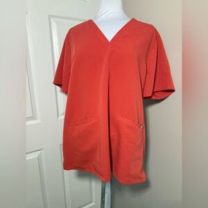 FIGS TECHNICAL COLLECTION V-neck Scrub top in Coral Size XXL